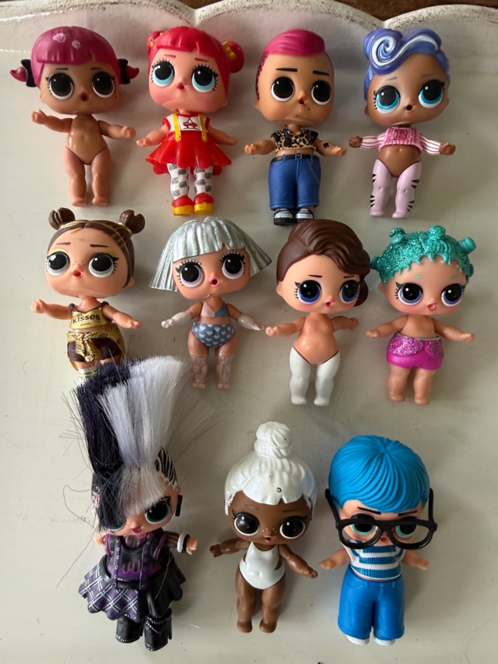 L.O.L. Surprise! Dolls Bundle of 11 Dolls